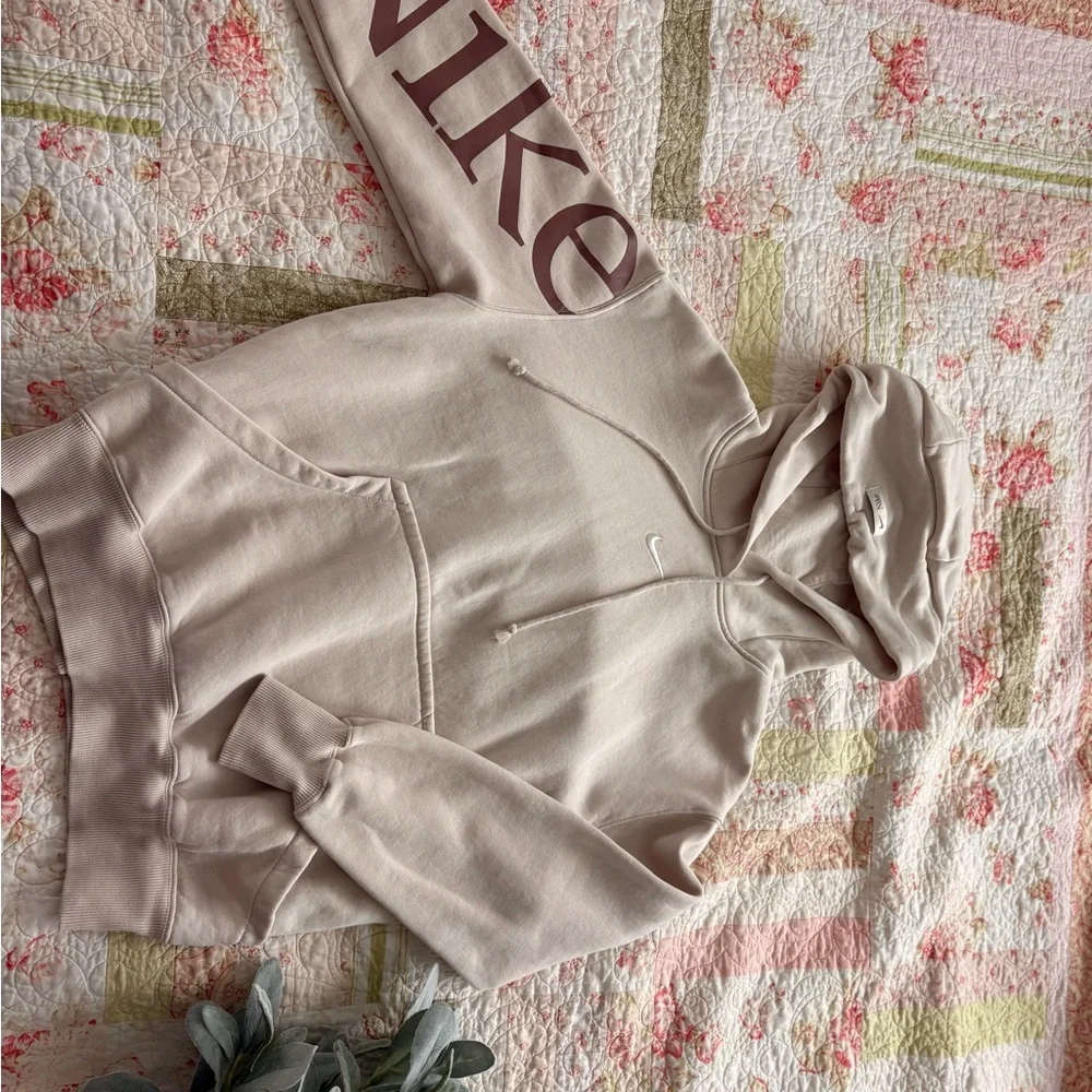 Nike Cream Hoodie - Picture 10 of 10